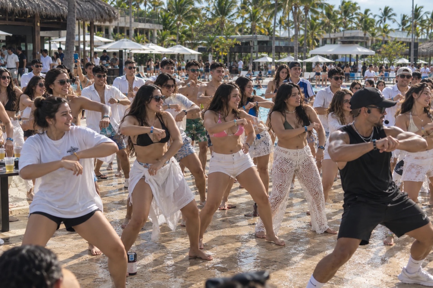 Promoción bailando en el resort de Punta Cana